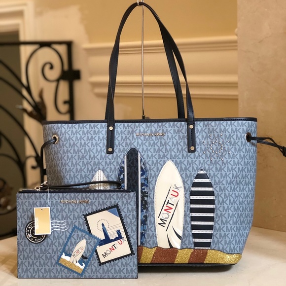 Michael Kors Handbags - NWT Michael Kors Signature drawstrin Tote&wristlet